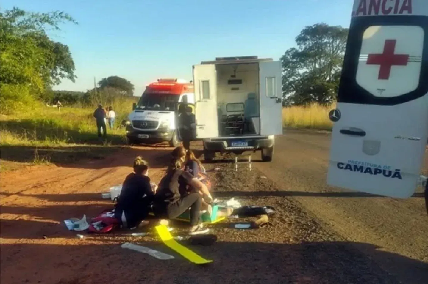 Imagem de compartilhamento para o artigo Casal sofre ferimentos graves em batida entre moto e caminhonete na MS-436, em Camapuã da MS Todo dia